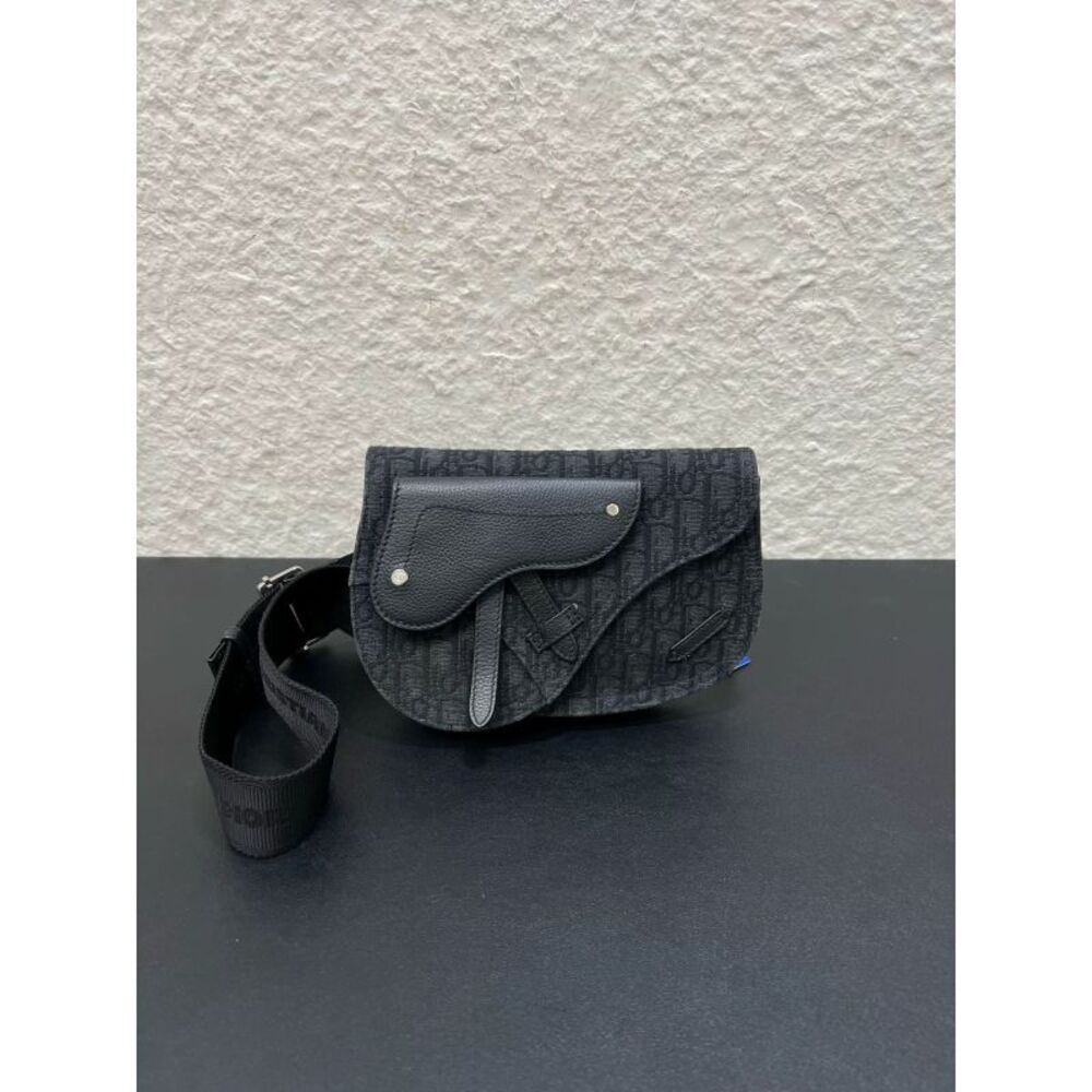 Dior Women Pre-Loved Bag Very Good Condition